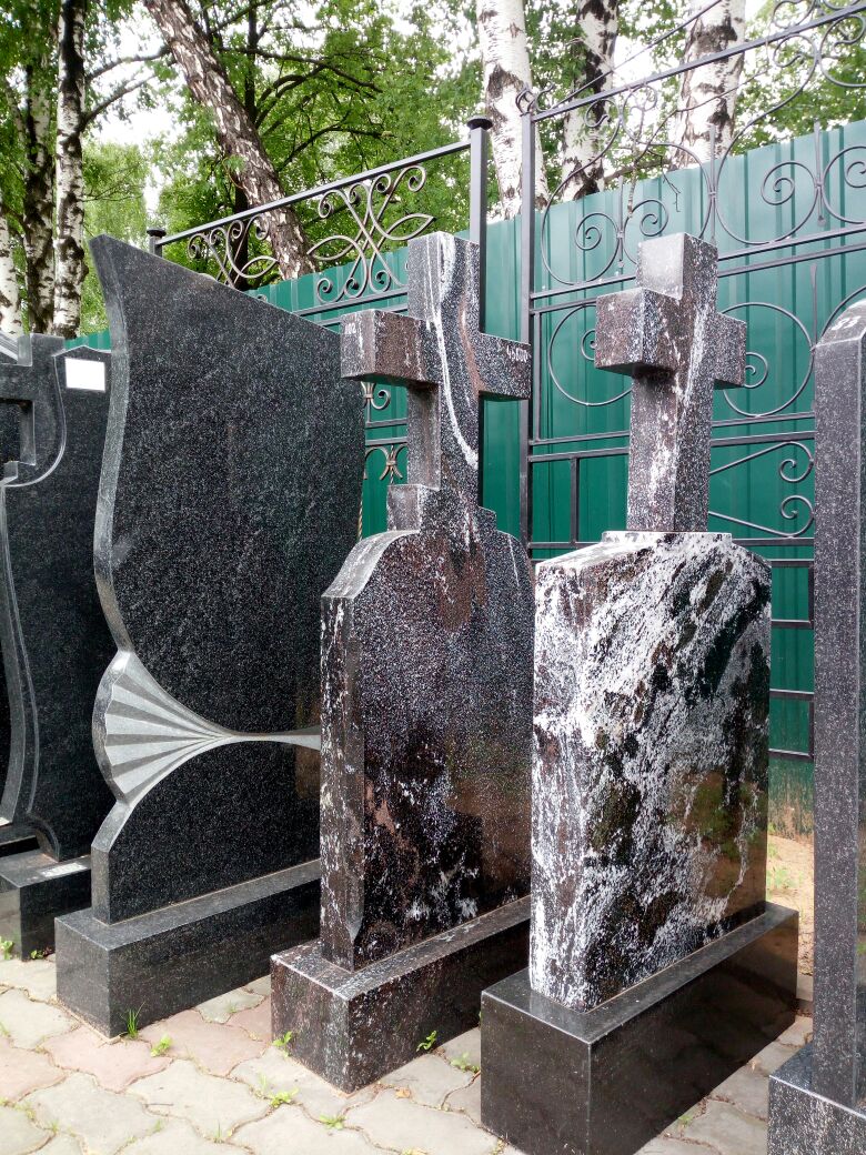 Заказать памятник на Рогожском кладбище